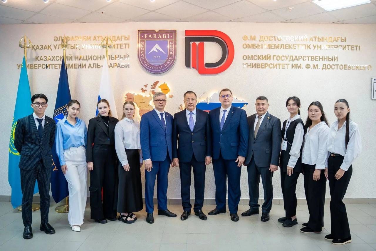 Руководители сферы образования посетили филиал КазНУ